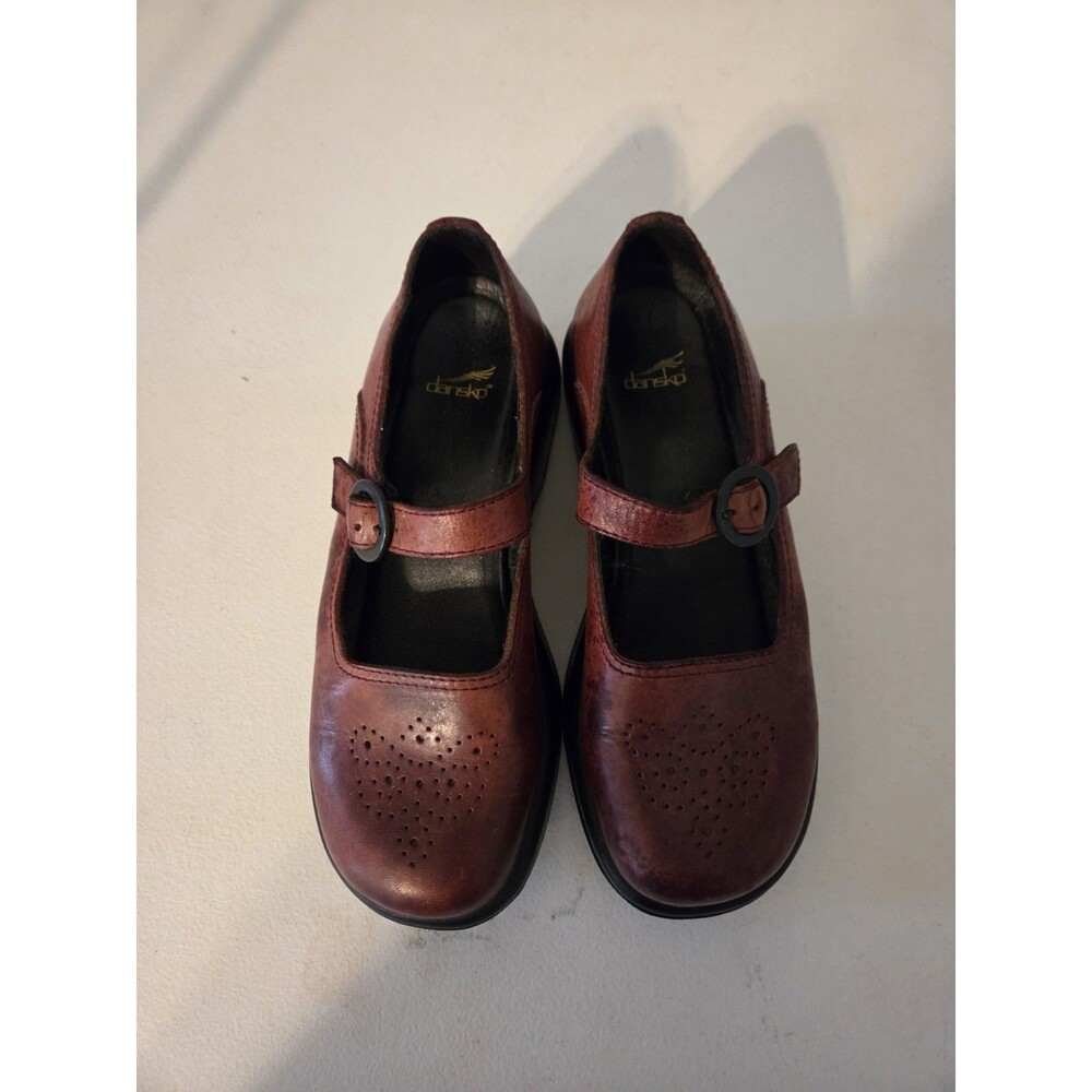 Dansko Red Leather Mary Jane Shoes Perforated Toe Buckle Comfort Clogs EU 38 US